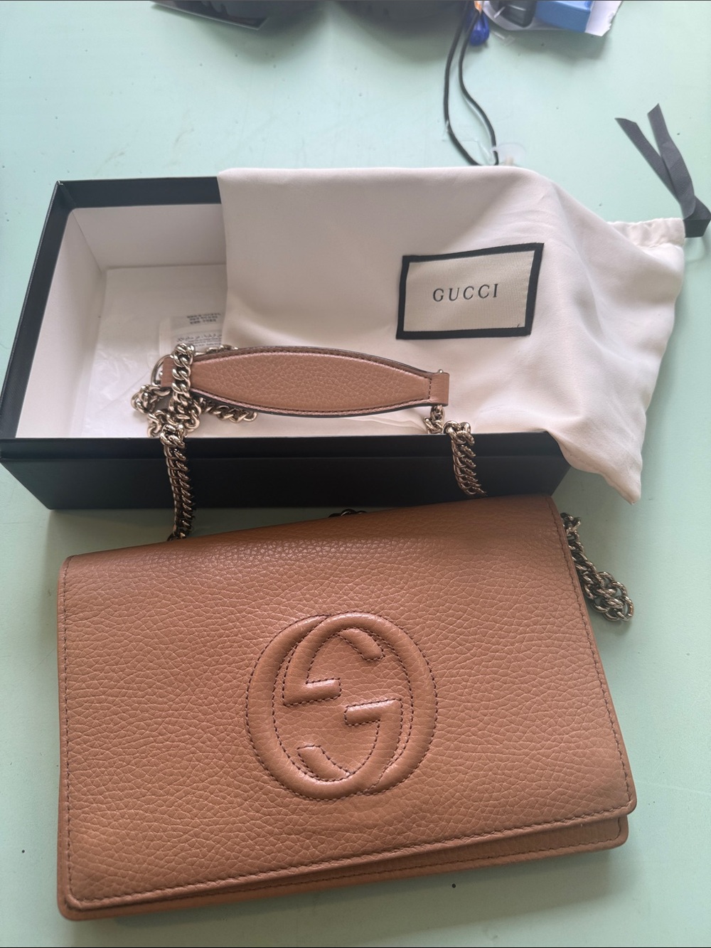 Gucci Beige/Tan SoHo Leather Crossbody Wallet with Chain Strap